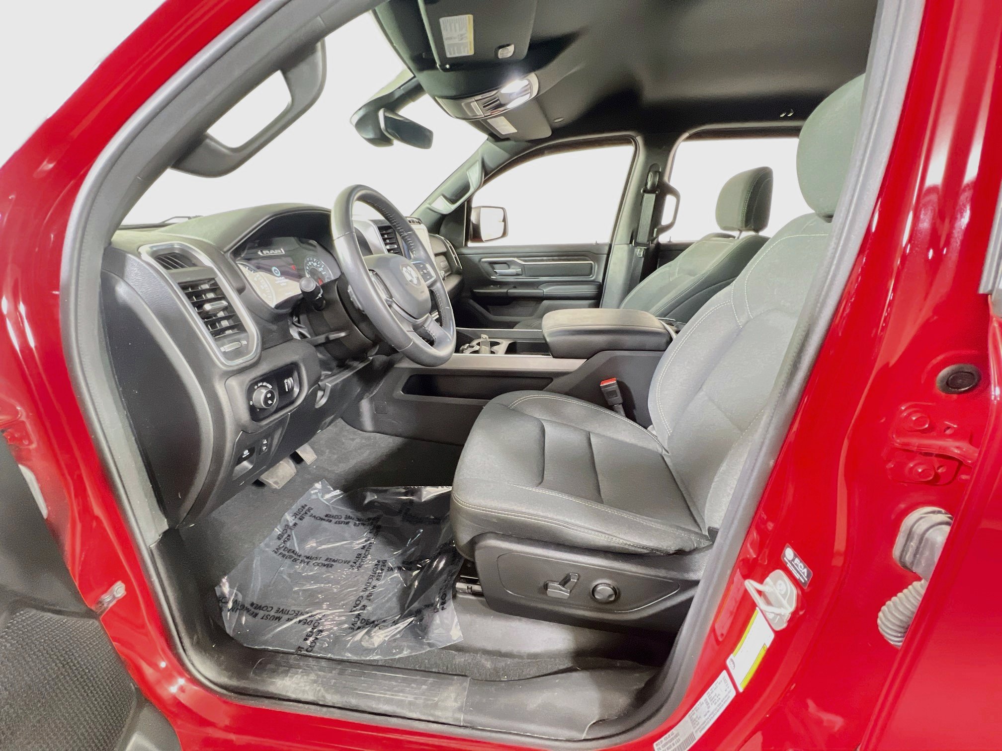 Used 2024 RAM 1500 Big Horn AWD/4WD image 21