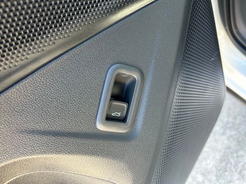 New 2026 Volkswagen Tiguan SE R-Line image 56