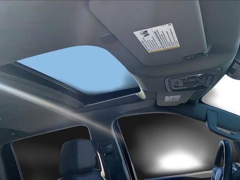 Used 2025 GMC Sierra 3500 Denali w/ Denali Reserve Package image 28