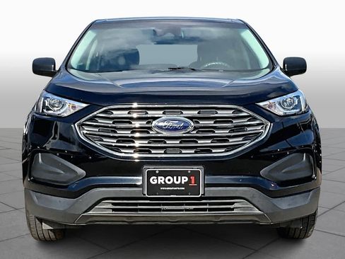 Used 2020 Ford Edge SE image 4