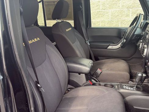 Used 2016 Jeep Wrangler Unlimited Sahara AWD/4WD image 20