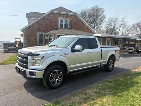 Used 2015 Ford F150 Lariat image 1