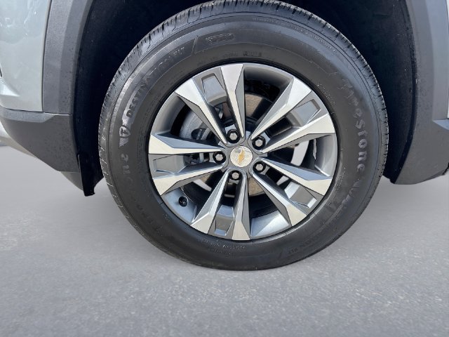 Used 2026 Chevrolet Equinox LT w/ Convenience Package II FWD image 10