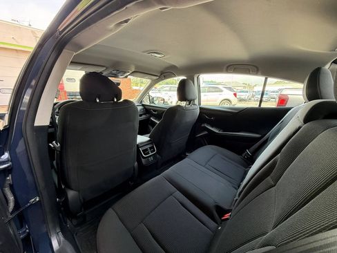 Used 2025 Subaru Legacy Premium AWD/4WD image 12