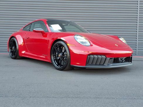 Certified 2025 Porsche 911 Carrera GTS image 34