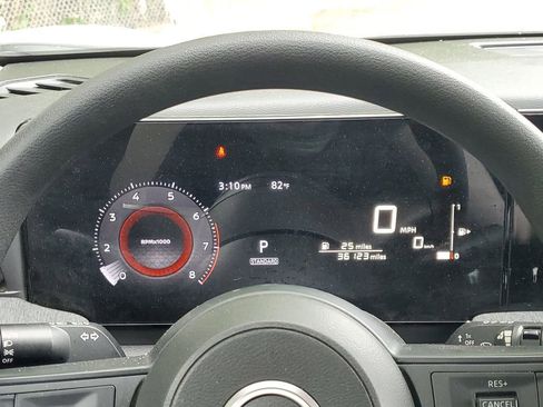 Used 2025 Nissan Kicks SV FWD image 23