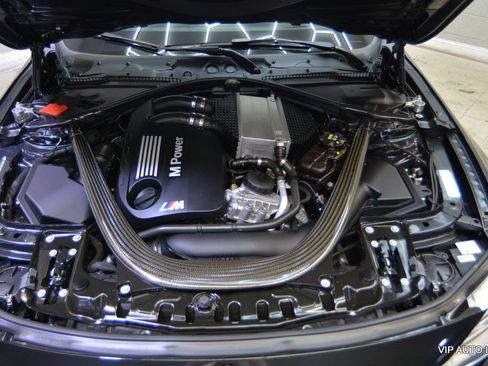 Used 2015 BMW M4 Convertible RWD image 29