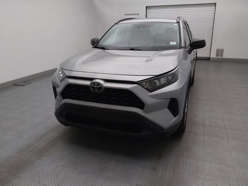Used 2021 Toyota RAV4 LE image 15