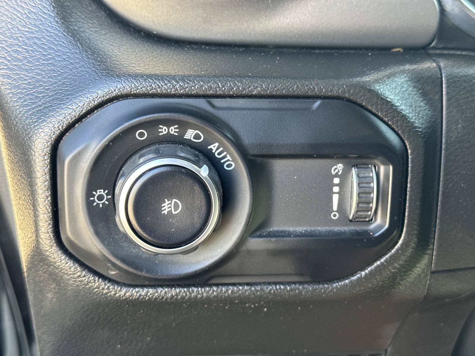 Used 2023 Jeep Wrangler Unlimited Sport AWD/4WD image 19