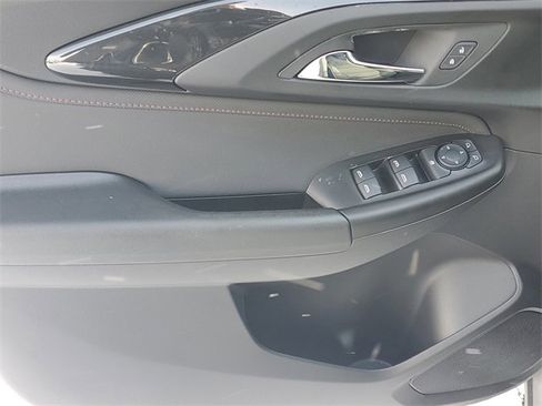 Certified 2023 Chevrolet TrailBlazer RS w/ Convenience Package image 15