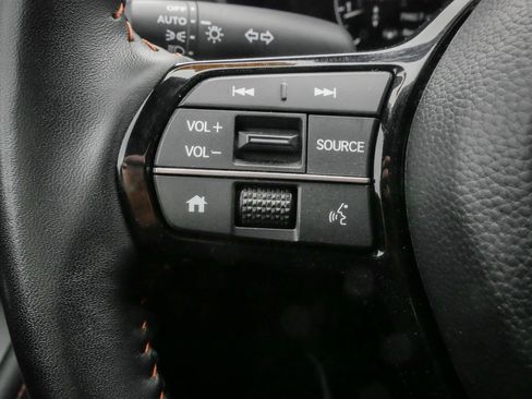 Certified 2025 Honda HR-V Sport image 19