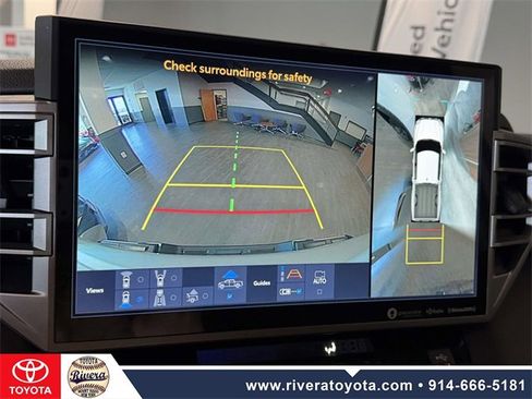 Used 2023 Toyota Tundra Limited image 25