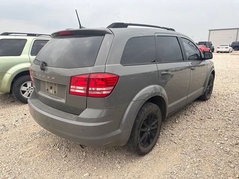 Used 2020 Dodge Journey SE w/ SE Popular Equipment Group FWD image 6