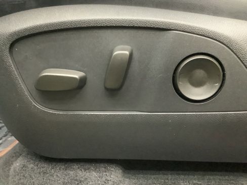 New 2026 GMC Acadia AT4 w/ Super Cruise Package image 15