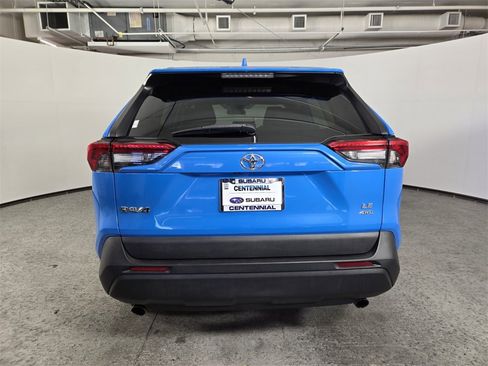 Used 2020 Toyota RAV4 LE image 38