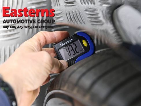 Used 2018 Tesla Model 3 Long Range image 21