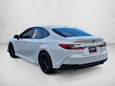 New 2026 Toyota Camry SE FWD image 9