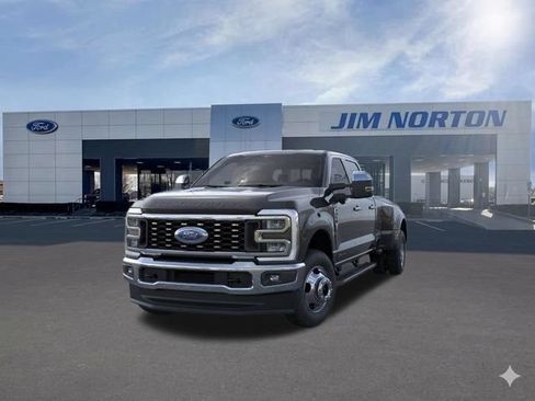 New 2026 Ford F350 Lariat w/ Chrome Package AWD/4WD image 3