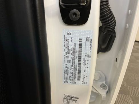 New 2025 Ford F250 Lariat w/ Lariat Ultimate Package image 28