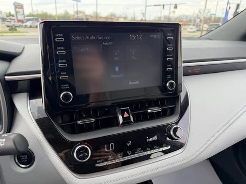 Used 2019 Toyota Corolla SE FWD image 32