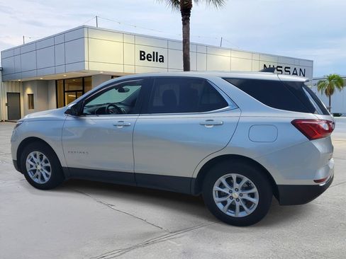 Used 2020 Chevrolet Equinox LT FWD image 3