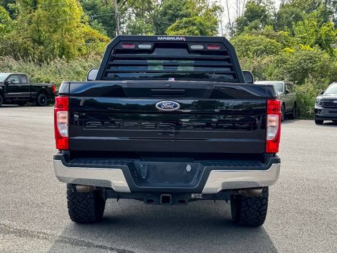 Used 2022 Ford F250 XL w/ STX Appearance Package AWD/4WD image 4