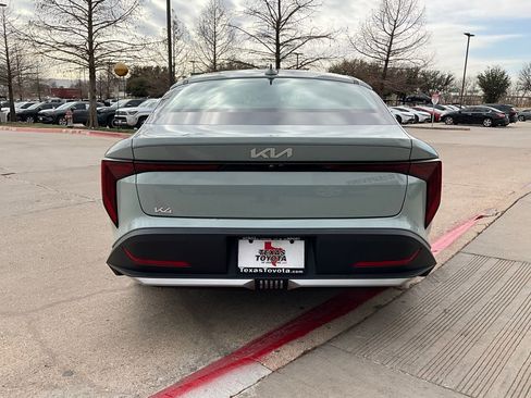 Used 2025 Kia K4 LXS image 7