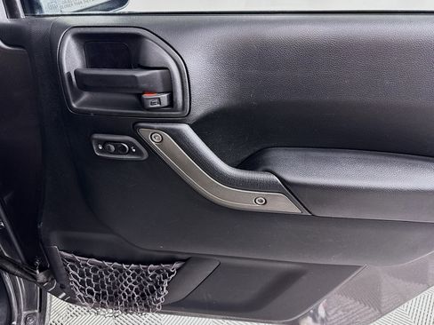 Used 2017 Jeep Wrangler Sport w/ Quick Order Package 23S image 24