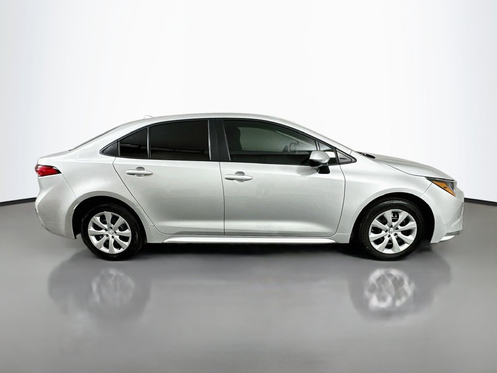 Certified 2026 Toyota Corolla LE FWD image 4