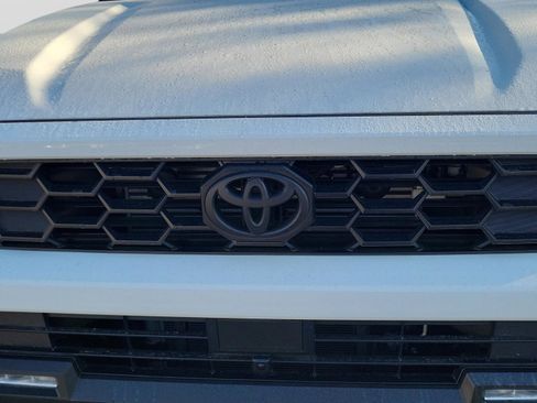 Used 2025 Toyota 4Runner TRD Off-Road image 21