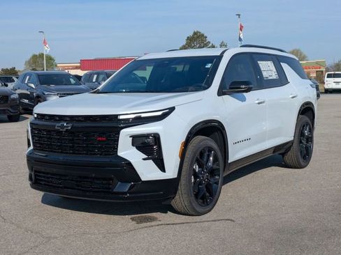 New 2026 Chevrolet Traverse RS FWD image 6