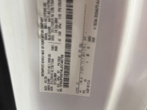 Used 2020 Ford F550 2WD Regular Cab Super Duty image 35