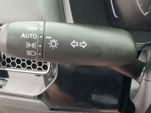 Used 2025 Honda Civic Sport image 26