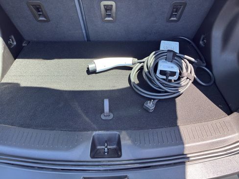 Used 2023 Chevrolet Bolt EUV Premier w/ Sun & Sound Package FWD image 46