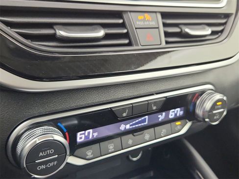 New 2025 Nissan Altima 2.5 SR w/ SR Premium Package image 21