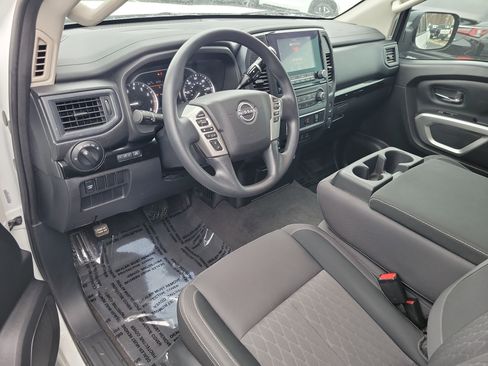 Used 2023 Nissan Titan SV w/ Accessory Utility Package image 17