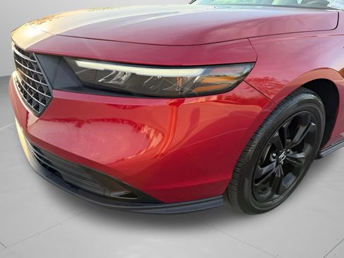 Used 2025 Honda Accord SE image 29