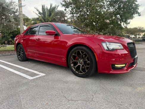 Used 2017 Chrysler 300 S w/ 300S Premium Group 2 w/2_L image 5