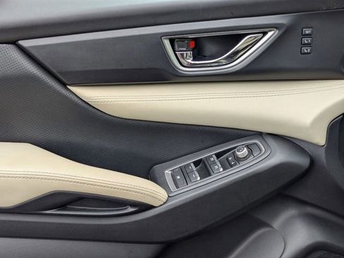 Used 2022 Subaru Ascent Limited w/ Technology Package image 12