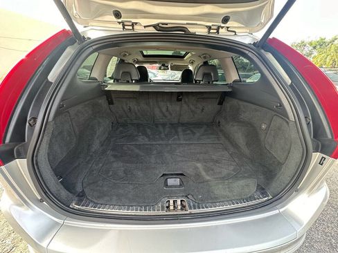 Used 2014 Volvo XC60 T6 image 22