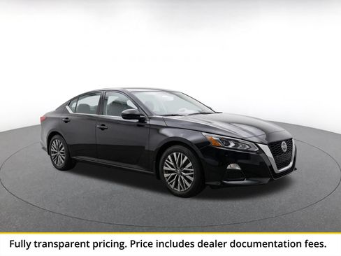 Used 2026 Nissan Altima 2.5 SV FWD image 1