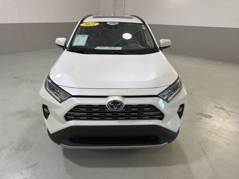 Used 2021 Toyota RAV4 Limited AWD/4WD image 3