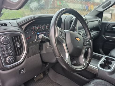 Used 2020 Chevrolet Silverado 1500 LTZ AWD/4WD image 10