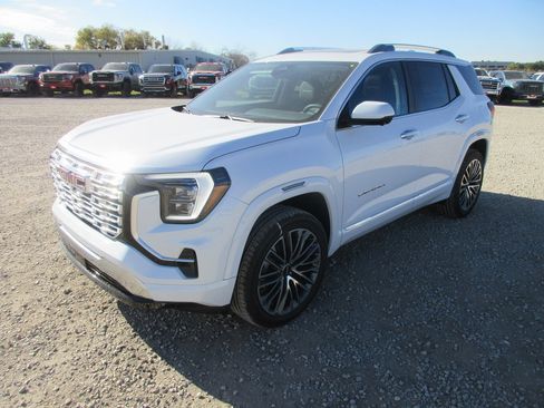 New 2026 GMC Terrain Denali image 9