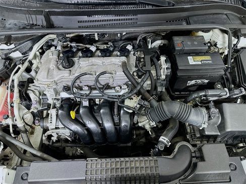 Used 2020 Toyota Corolla LE image 9