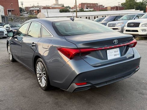 Used 2019 Toyota Avalon Limited w/ Advanced Safety Package FWD image 8