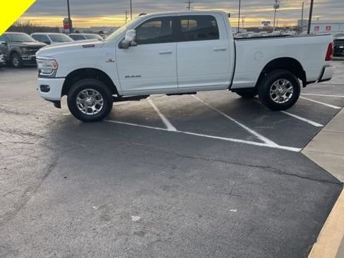 Used 2024 RAM 2500 Laramie AWD/4WD image 2