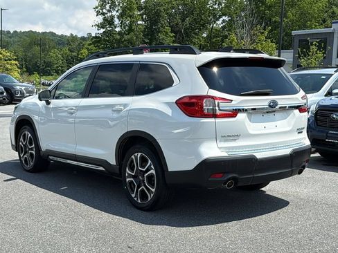 Used 2023 Subaru Ascent Limited w/ Technology Package AWD/4WD image 6