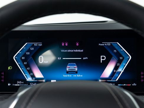 New 2026 BMW X7 xDrive40i w/ Executive Package image 18