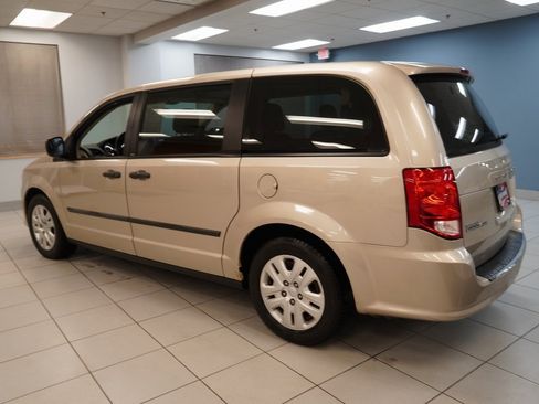Used 2014 Dodge Grand Caravan American Value Package image 7